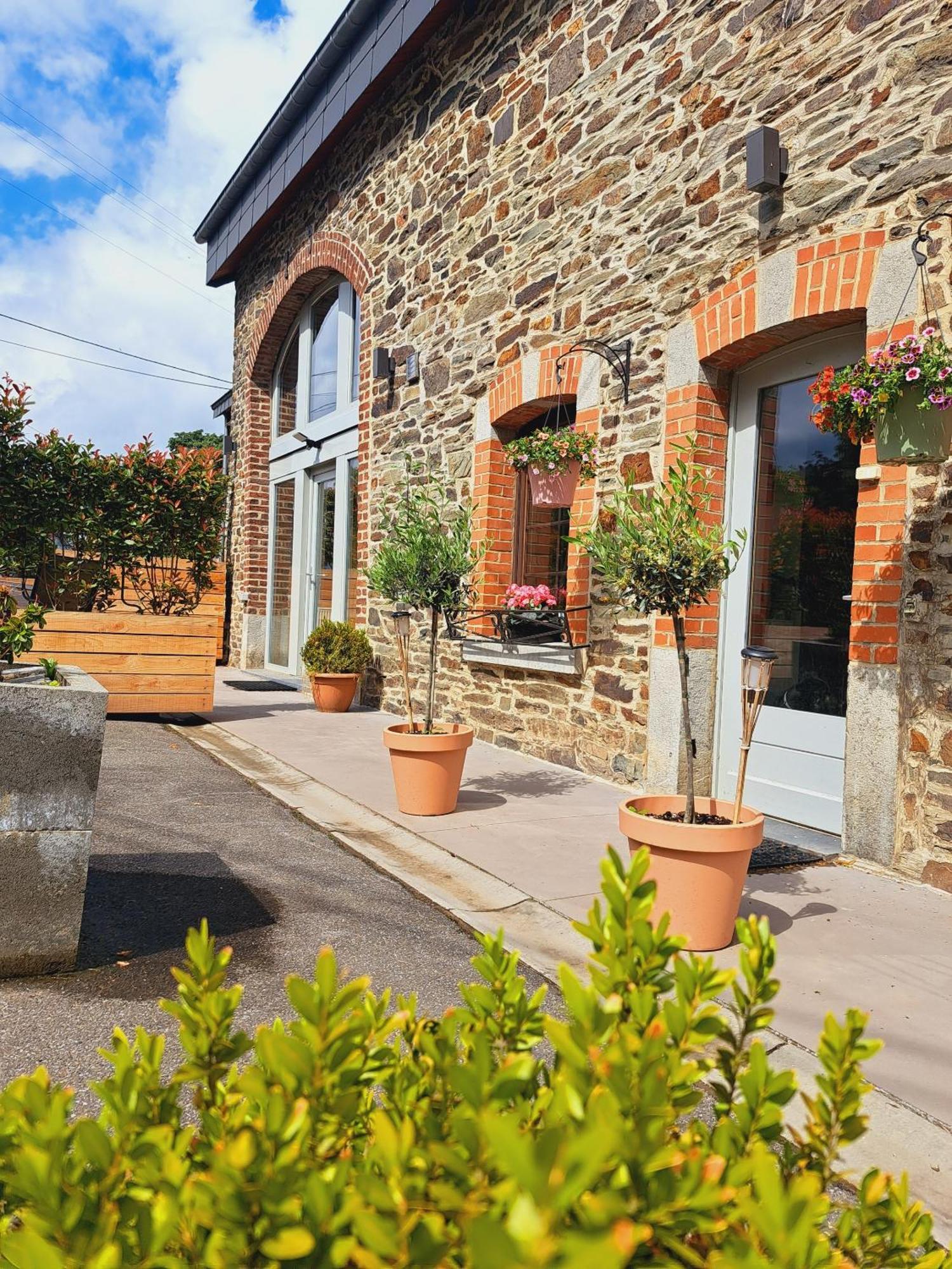 Hotel Sous La Charpente La-Roche-en-Ardenne Esterno foto